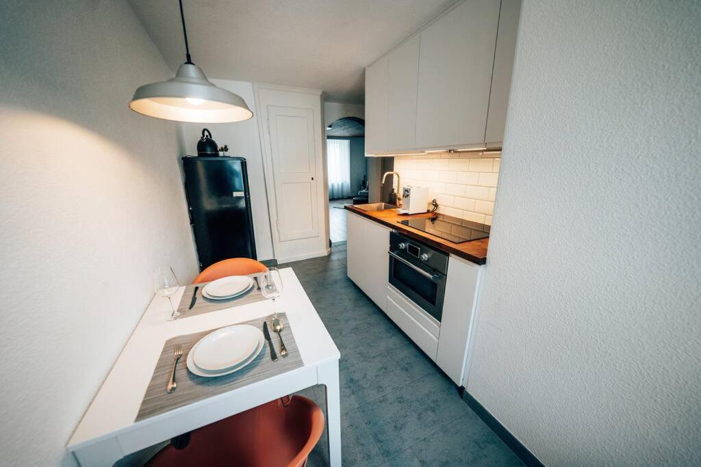 Thenest Glarus Studio-Apartment 外观 照片